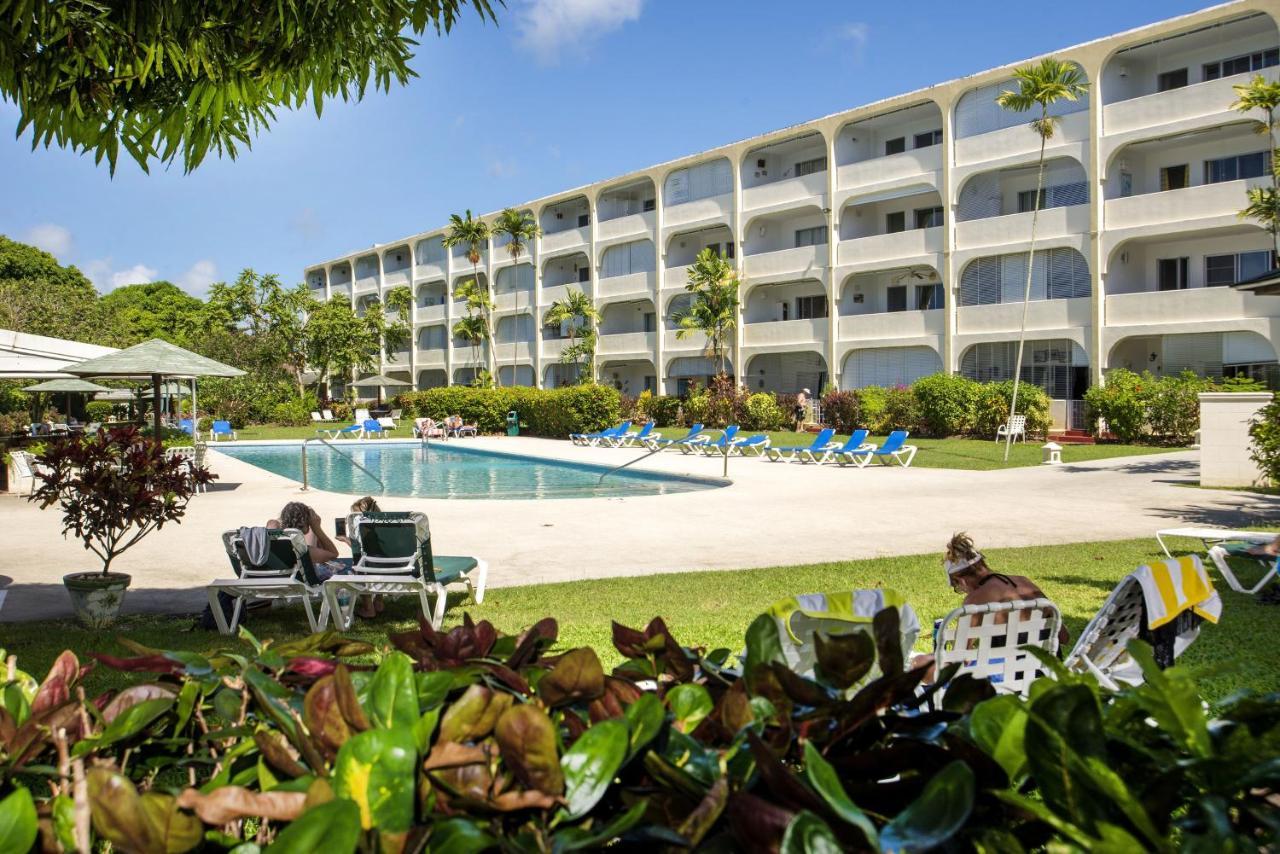 Ground Floor Apartment Located In Hometown, 5 Min Walk To The Beach Saint James Esterno foto